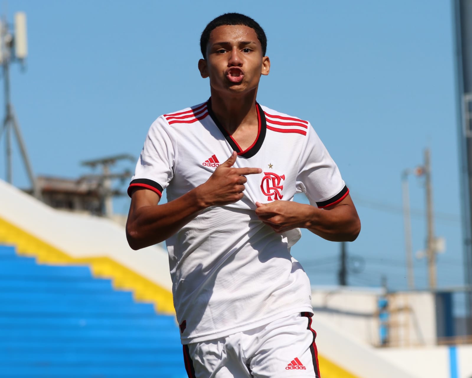 FLAMENGO SUB-16 ESTÁ NAS SEMIFINAIS DA BRASIL SOCCER CUP